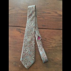 Charing cross tie